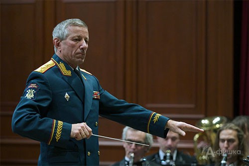 Главный военный дирижёр России Валерий Халилов