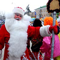 Манекен челлендж на Соборной площади: Новогодняя афиша Белгорода