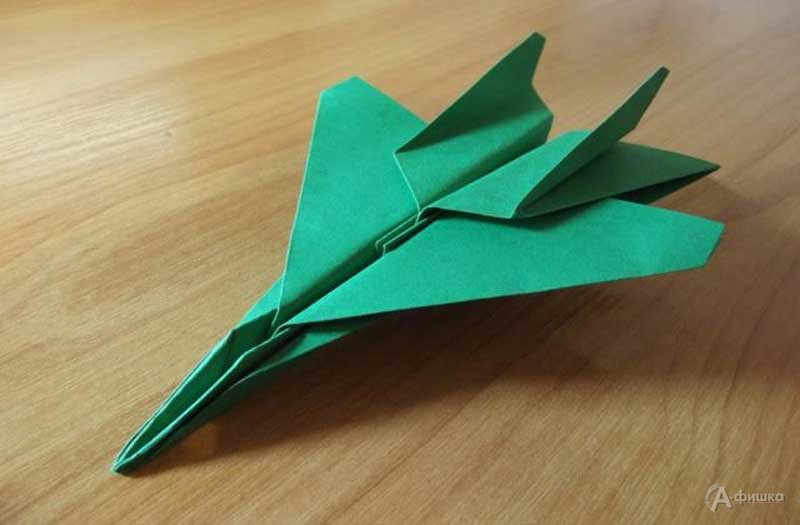 Мастер-класс по изготовлению бумажной фигурки самолёта в диораме: Детская афиша Белгорода