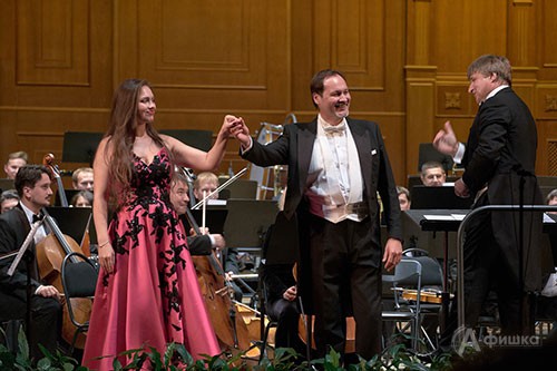 Дуэт Аскар Абдразаков и Мария Баянкина в концерте открытия 50-го сезона Белгородской филармонии