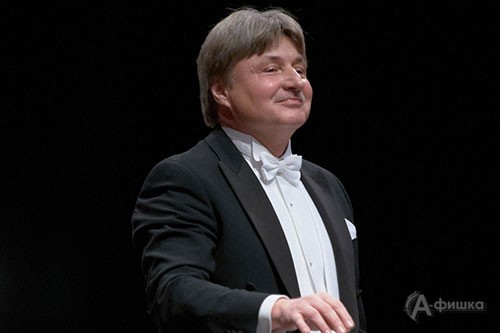 Главный дирижёр симфонического оркестра БГФ заслуженный деятель искусств Украины Рашит Нигаматуллин