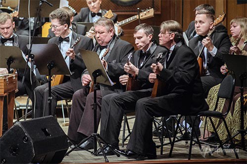 В Большом зале Белгородской филармонии звучит мировая премьера сочинения «Алхимик» Артёма Нижника