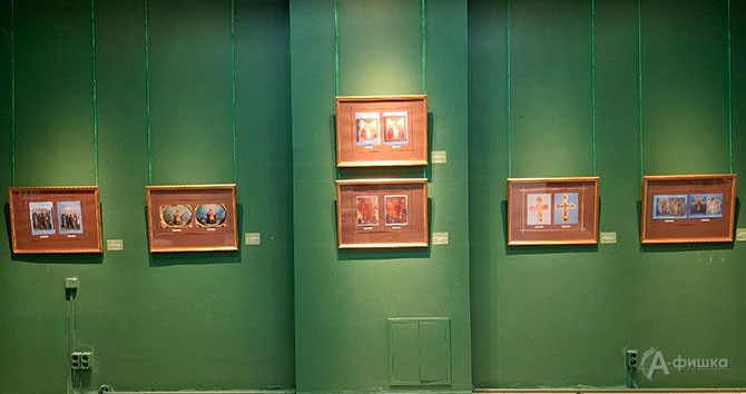 Фрагмент юбилейно выставки Зои Кривченко &laquo;Искусство восстановления старины&raquo; в Выставочном зале &laquo;Родина&raquo;