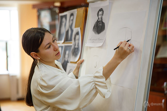 Один из творческих мастер-классов на фестивале &laquo;Белогорье 2025&raquo;