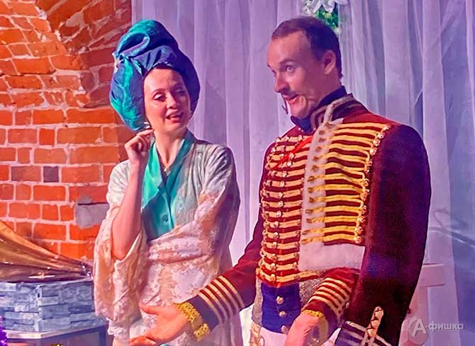 Артисты Белгородской драмы Наталья Чувашова и Илья Штейнмиллер в спектакле по рассказу А. П. Чехова &laquo;Тина&raquo; 