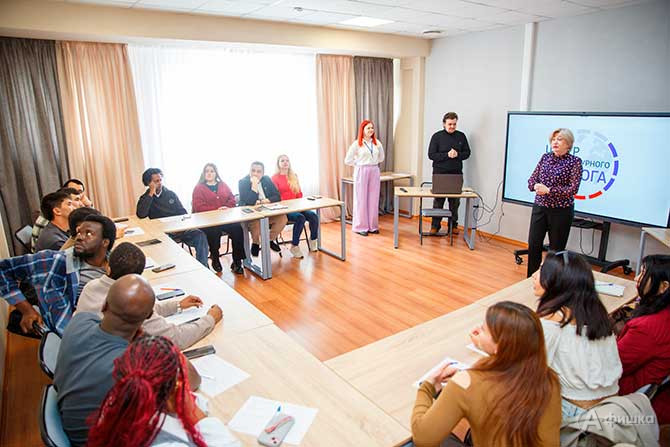 Через живые рассказы, фотографии, обсуждения участники смогут узнать о прошлом и настоящем Белогорья