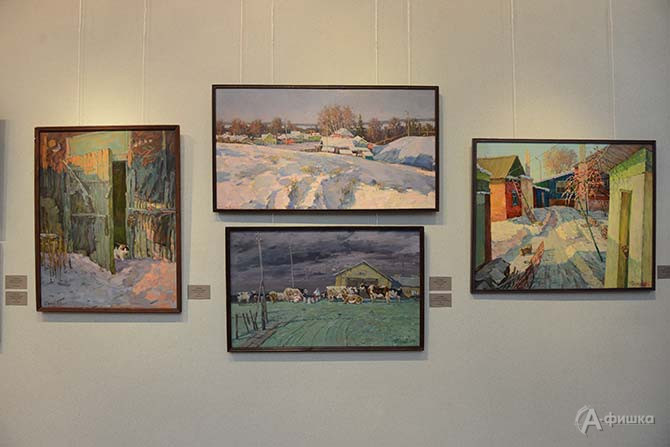 Фрагмент экспозиции выставки Юрия Анатольевича Рязанцева &laquo;Истории, рассказанные кистью&raquo;. 