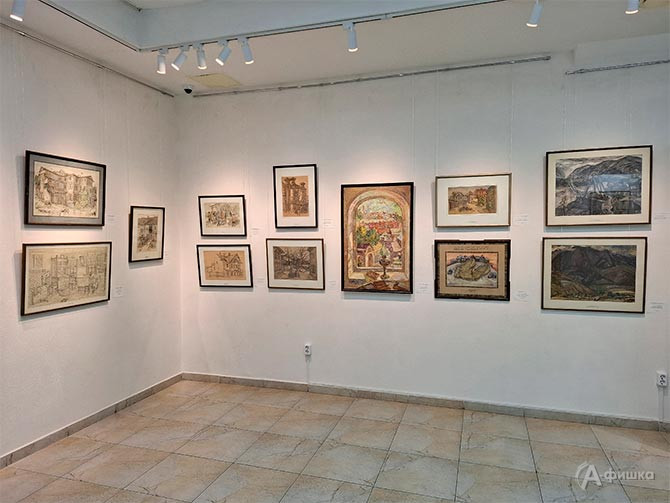 Фрагмент экспозиции выставки Кудрявцева &laquo;Навсегда влюблённый в Россию&hellip;&raquo;  в ВЗ &laquo;Родина&raquo;