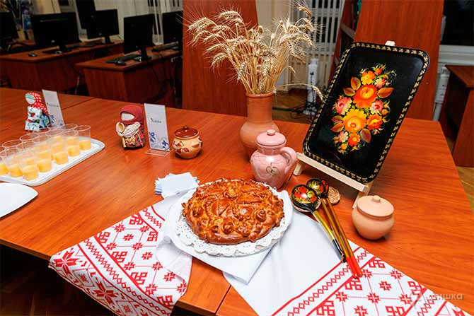 На лекции &laquo;Кухни народов России&raquo; приятным дополнением стала дегустация.