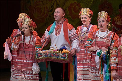 В песнях, исполняемых ансамблем песни и танца «Белогорье», есть то русское, от чего трепещет сердце и радуется душа