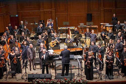11 и 12 ноября 2017 года в Белгороде проходил фестиваль «Мировая классика в джазовых тонах»