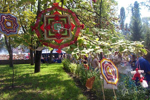 Парк Победы в Белгороде стал площадкой для фестиваля национальных культур и фольклора «Из варяг в греки»