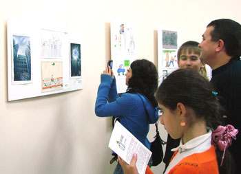 Выставка «Чистый взгляд» пользуется успехом у белгородцев