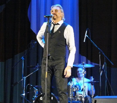 Анатолий Алёшин выступил с гастрольным концертом в Белгороде