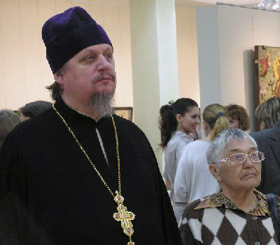 Среди посетителей выставки «Ярославская икона VIII века» в Белгороде - протоиерей Олег Кобец