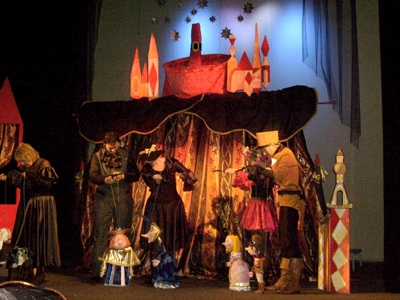 Премьера спектакля «Огниво» в Белгородском театре кукол