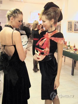 «МАСКАрад» устроили дизайнеры Белгорода в выставочном зале «Родина»