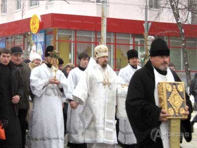 Рождественский крестный ход по улицам Белгорода