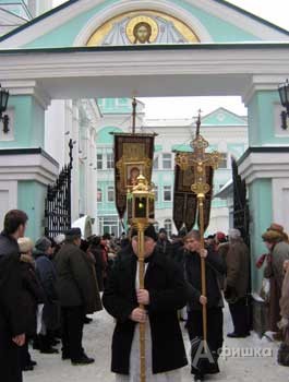 Крестный ход начался от Преображенского собора Белгорода