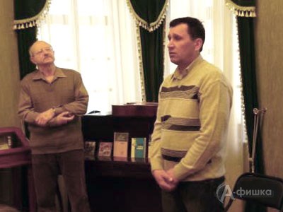 Павел Курлов, ранее ученик Сергея Владимирова, а сегодня строитель, тоже пишет стихи