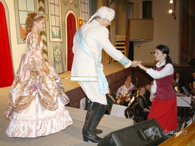 Сцена из музыкального спектакля «Снежная королева» (Детский музыкальный театр, Белгород)