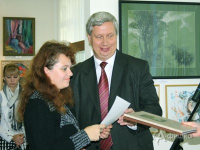 Евгений Алешников наградил участников первого этапа открытого конкурса проектов скульптурных композиций