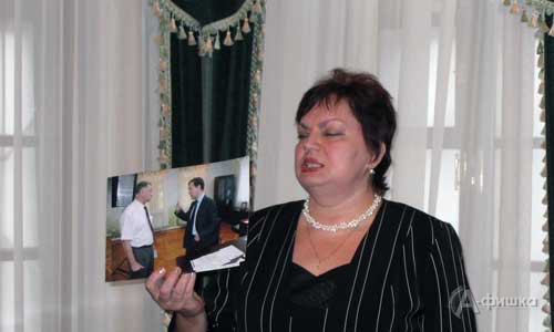 Дар Литературному музею - фотография личной встречи Кряженкова с Президентом Медведевым