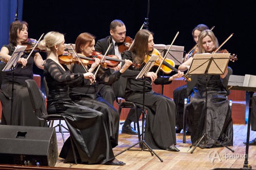 Артисты Белгородской филармонии исполняют музыку барокко