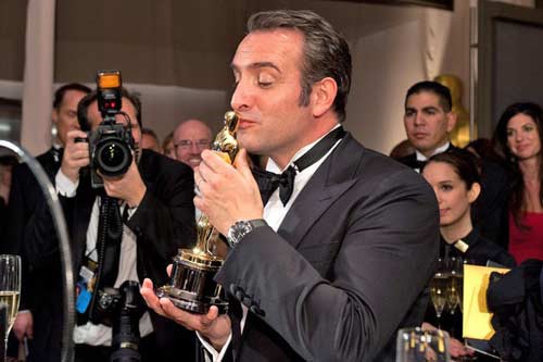 Главный триумфатор «Оскара» фильм «Артист» взял пять статуэток, в том числе и за лучшую мужскую роль (Жан Дюжарден) 