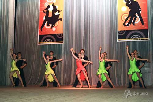 Концерт ансамбля «Диамант» открыл неделю хореографического искусства в БГИИК 