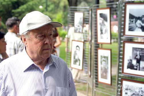 В парке Победы представлена выставка «Ветераны Великой Отечественной войны в портретах Анатолия Бурьбо»
