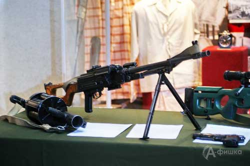 Выставка современного боевого оружия спецназа в музее-диораме