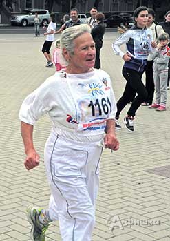 Ветеран спорта Тамара Ивашкевич на дистанции 2 км