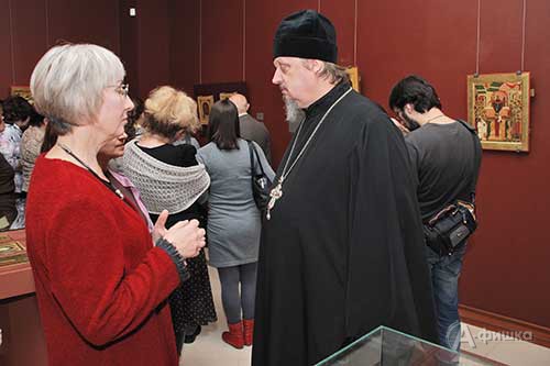 В Белгородском художественном музее открылась выставка «Иконописная школа сегодня. Московская православная духовная академия»