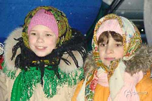 Предновогодний Белгород: 50 Дедов Морозов и одна красавица ёлка
