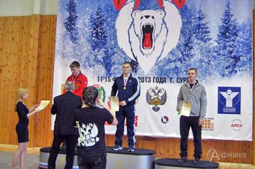 Награждение Олега Дьячкова, установившего рекорд России