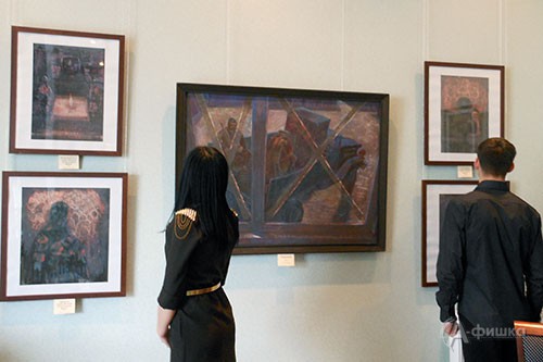 В Белгородском художественном музее открылась ретроспективная выставка Анатолия Гребенюка