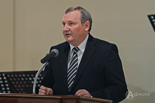 Открытие уникальной выставки приветствует Валерий Сергачёв, первый заместитель Губернатора Белгородской области