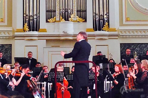 Симфонический оркестр БГФ (главный дирижёр Рашит Нигаматуллин) выступил в зале Государственной академической капеллы Санкт-Петербурга 