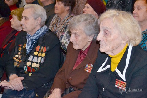 Ветераны Белгорода — почётные гости открытия выставки «Наградное и подарочное оружие» в музее-диораме