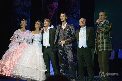Белгородская драма открыла новый сезон праздничным театрализованным концертом