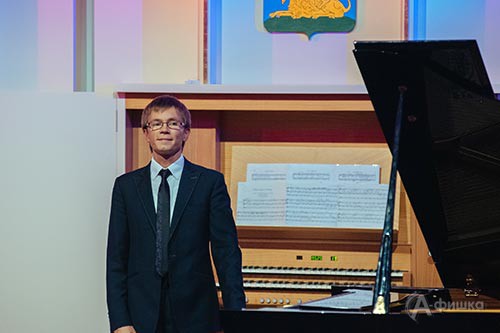 На открытии сезона в Органном зале Тимур Халиуллин сыграл премьеру собственного сочинения