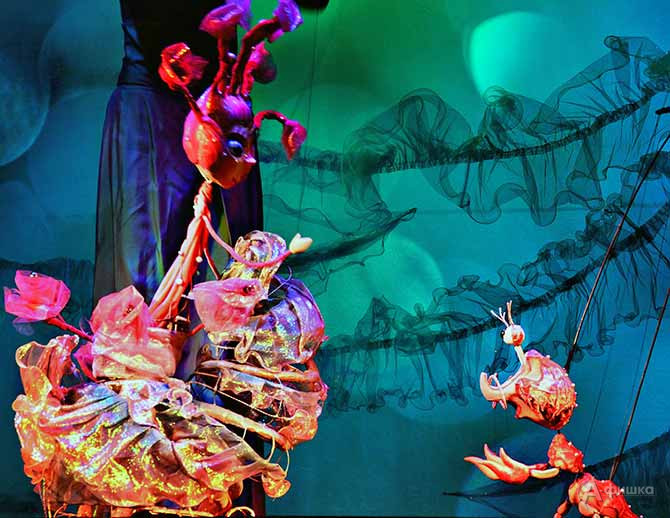 Фрагмент спектакля «Сказка Синего моря» в Белгородском театре кукол