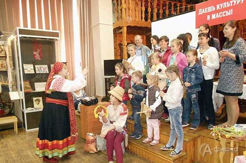 Тематический семейный праздник в этностудии «Ступени Роста» музея народной культуры в Белгороде
